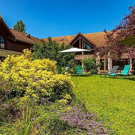 Hotel Noemys Viviers-du-Lac